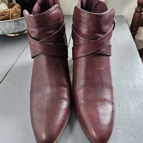 Frye & Co Pembrooke Boots in Redwood - Picture 4 of 6